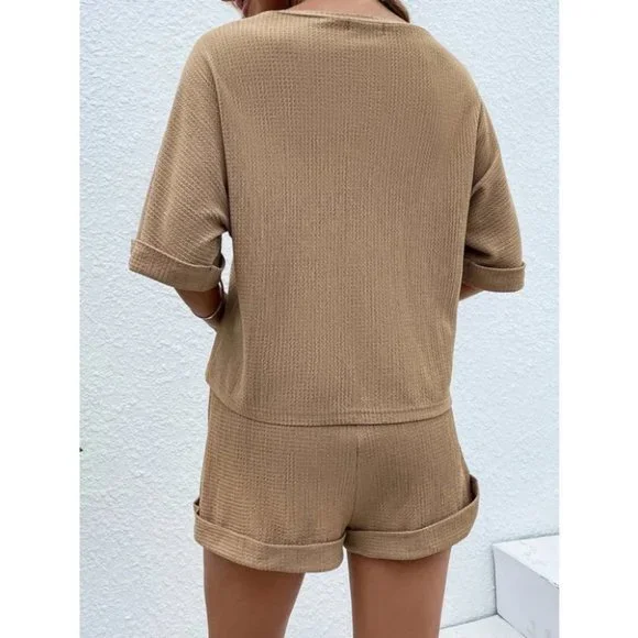 Khaki Casual comfy Batwing Sleeve Tee & Knot Front Shorts - Picture 3 of 8